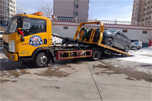 中兴镇救援拖车费用怎么算