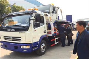 中兴镇汽车道路救援拖车价格